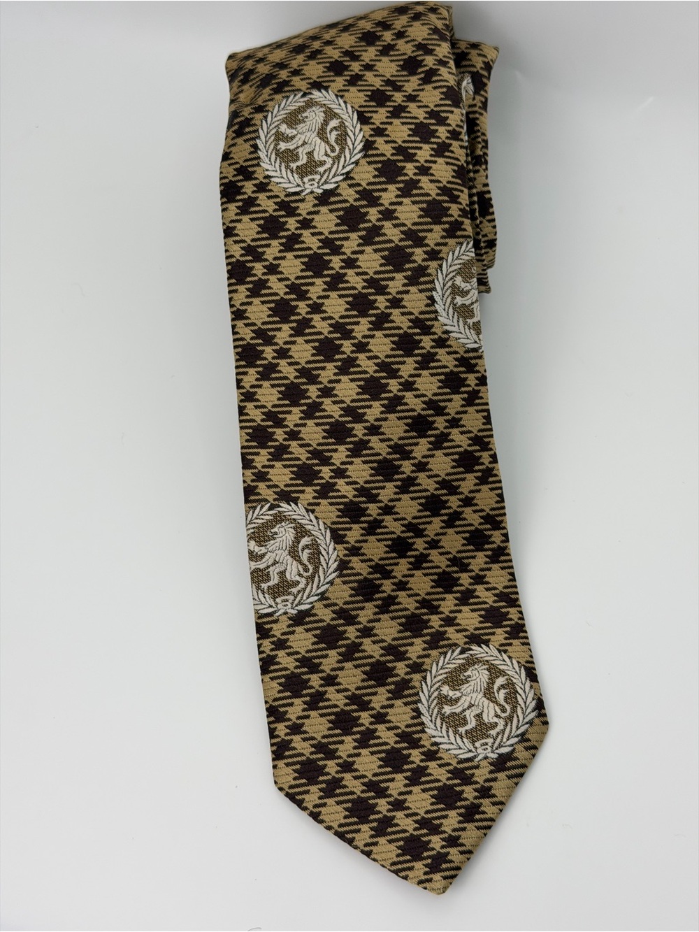 Robert Stewart Davison’s of New York Houndstooth Griffin Crest Silk Necktie